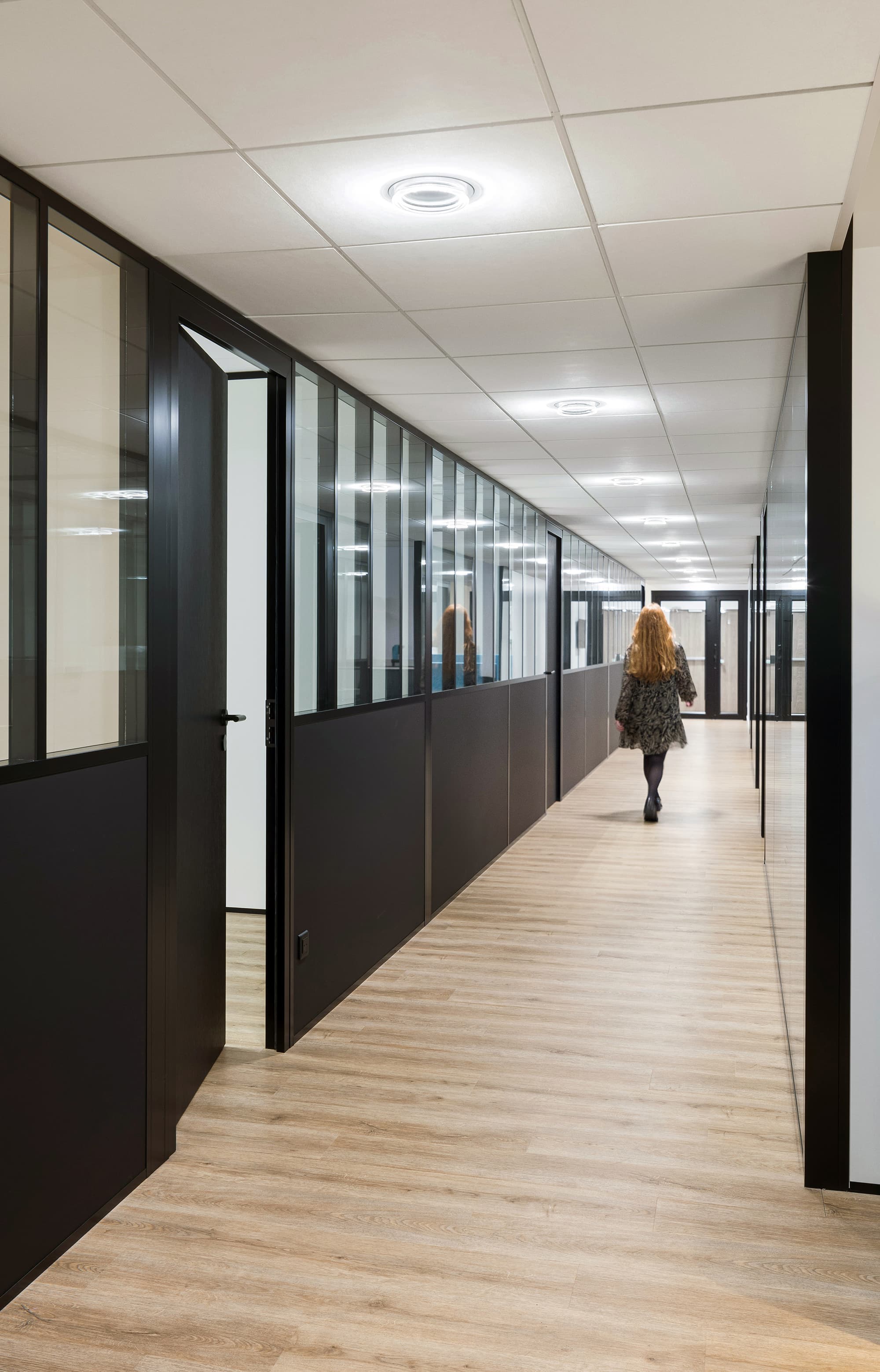 Sylvania Equinox fixture installation application image